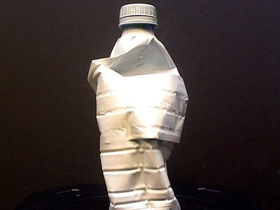 粉碎的塑料水瓶