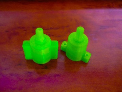 润滑鸡蛋蛙跳CREATR和其他3D打印机